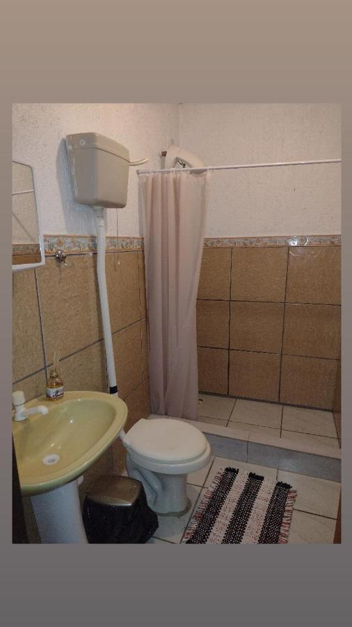 Pousada E Hostel Girassol 因比图巴 外观 照片